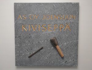 kivikyltti rappukäytävässä